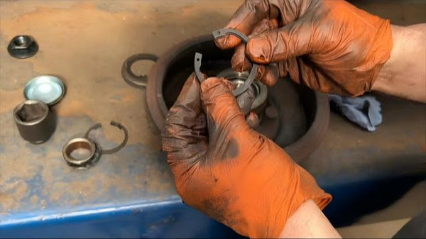Stop Fighting Stubborn Snap Rings: The Pliers Set That Makes Removal Easier
